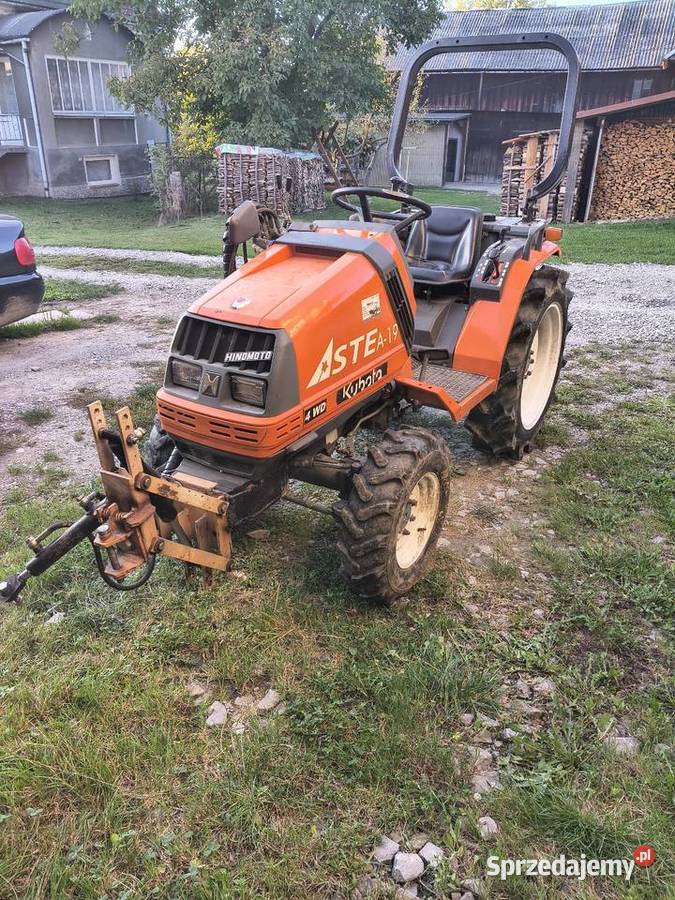 Traktorek 4x4 Kubota Aste A19 Hinomoto CX19 pług Blizne