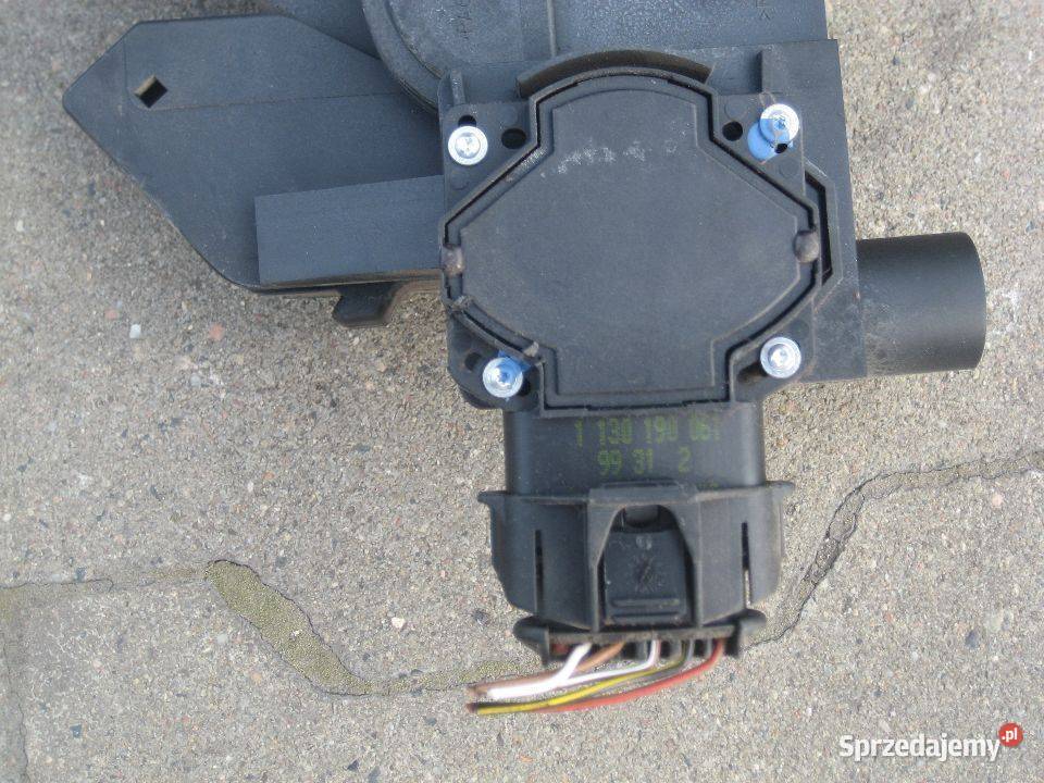 opel astra ii 2 g zafira a 20dti potencjometr Rakoniewice