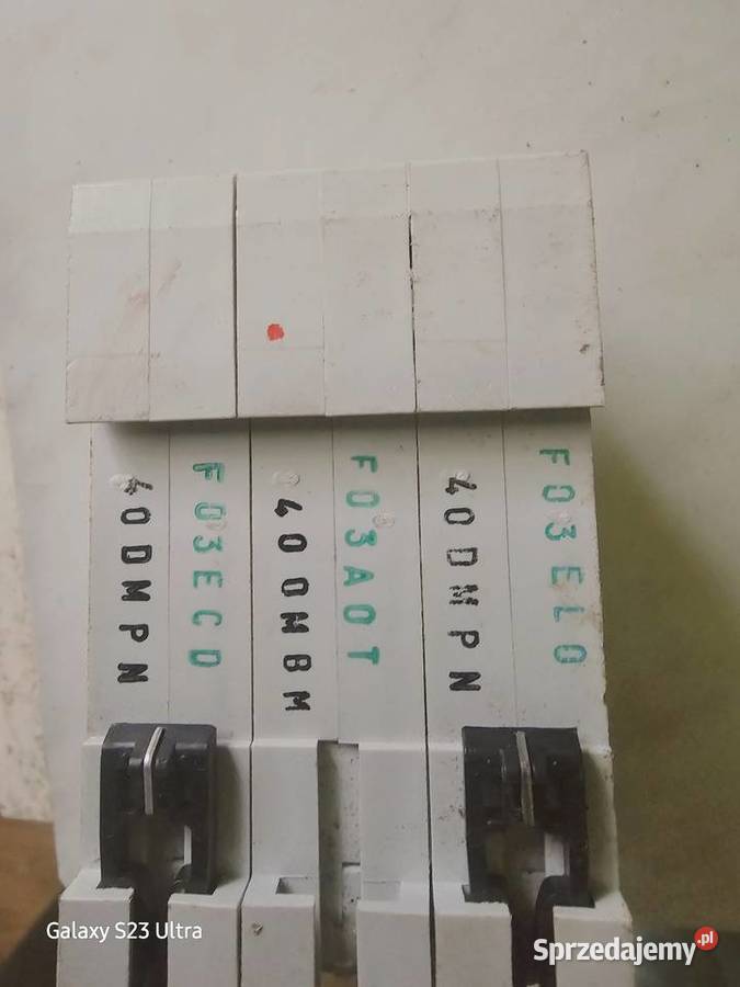 Bezpiecznik Ska 3fazowy Eaton 40A typ D CLS6D403 sprzedam