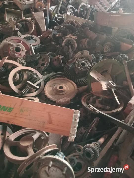 Zwrotnicazwolnica piasta koła Massey Ferguson Dragany