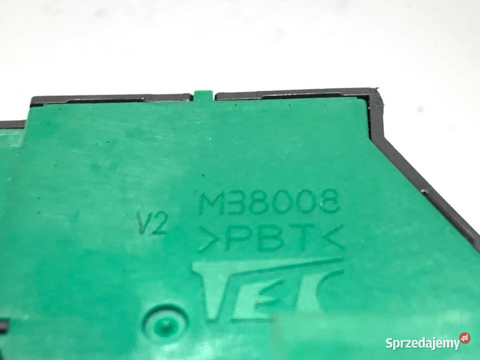 PRZEŁĄCZNIK FOTELA HONDA CRV V M38008 SUV osobowe Fotele i kanapy