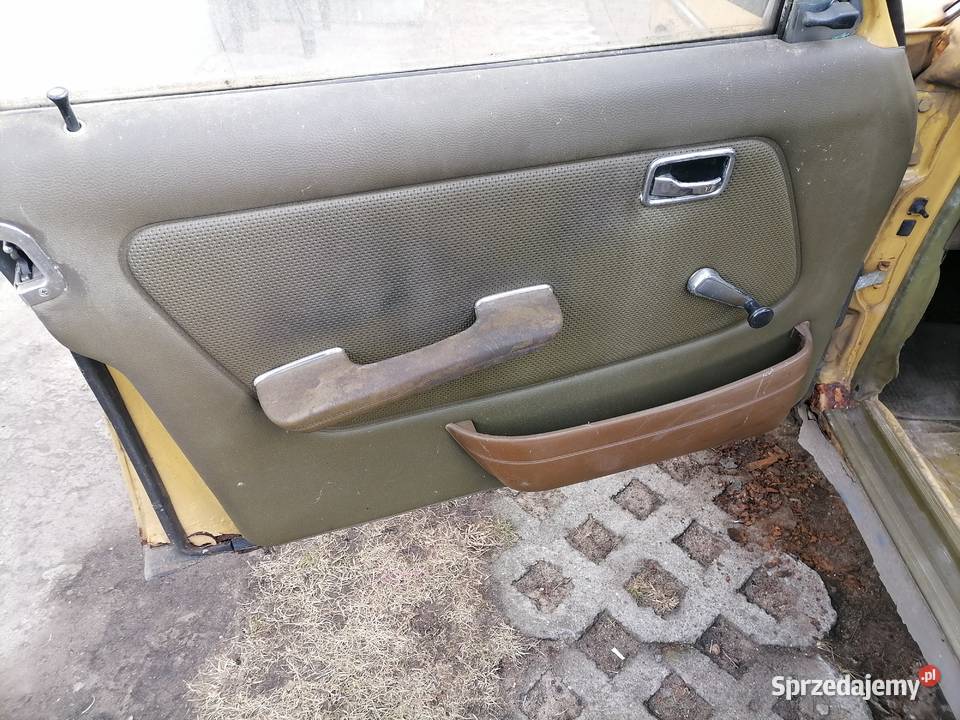 Mercedes w123 Pierwsza Seria 77r Beczka Wnętrze Łochów