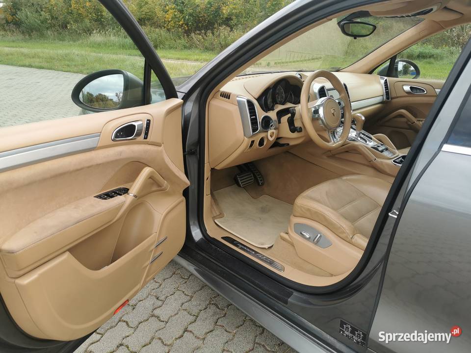Porsche Cayenne GTS idealny stan centralny zamek Wrocław