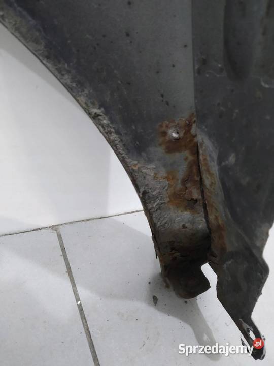 BŁOTNIK PRAWY LC9Z VW Volkswagen Golf IV osobowe