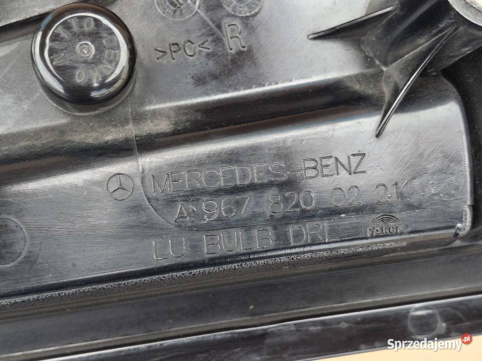 MERCEDES ATEGO KIERUNKOWSKAZ PRAWY ŚWIATŁO ciężarowe