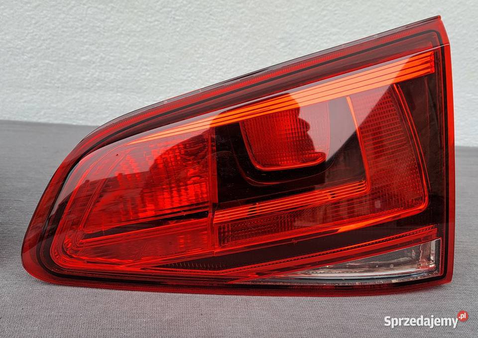 Lampy tył w klapę komplet VW Golf VII HB Oświetlenie Mielęcin