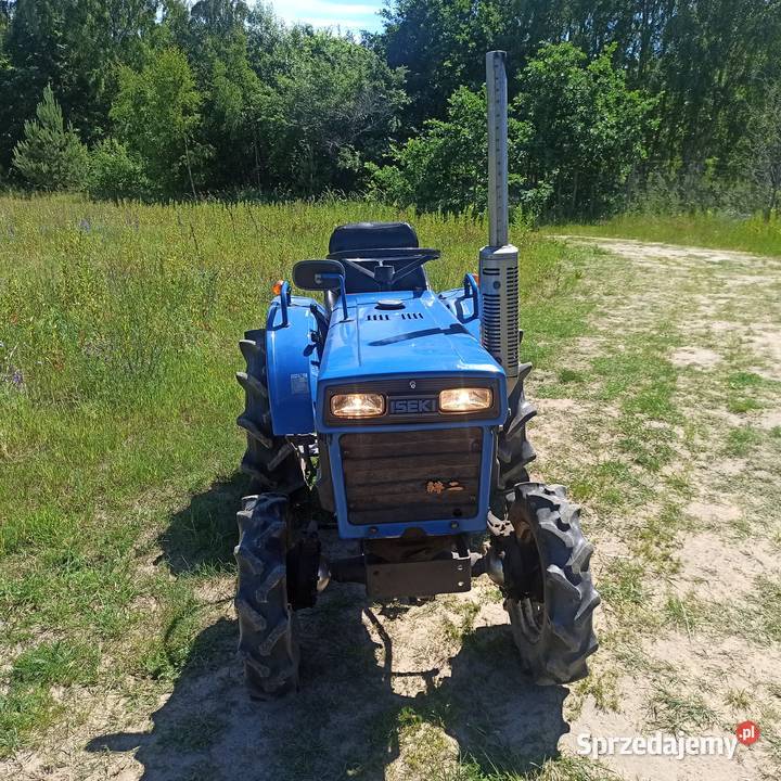 Iseki TX1410 z glebozgryzaką pług brony i belka sprzedam