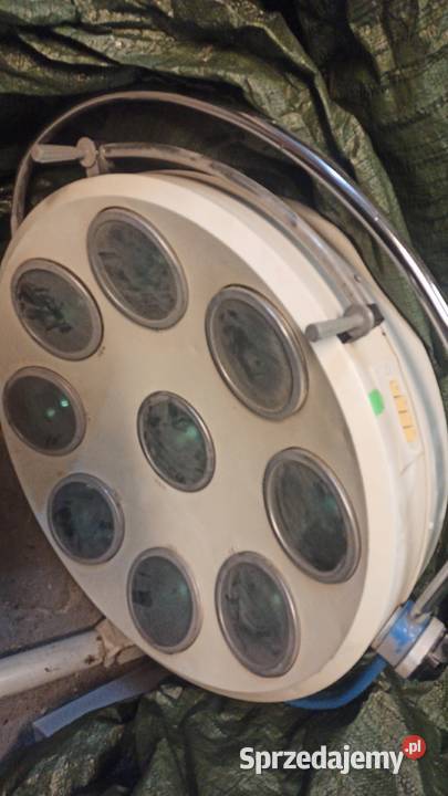 LAMPA MEDYCZNA 9 OGNISKOWA Z RAMIENIEM