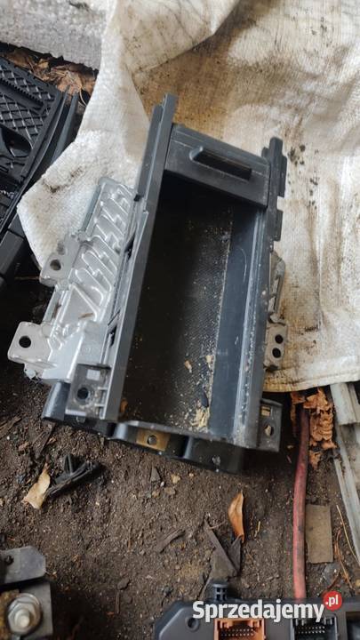 Tunel środkowy schowek żaluzja roletka Peugeot wielkopolskie Książ Wielkopolski