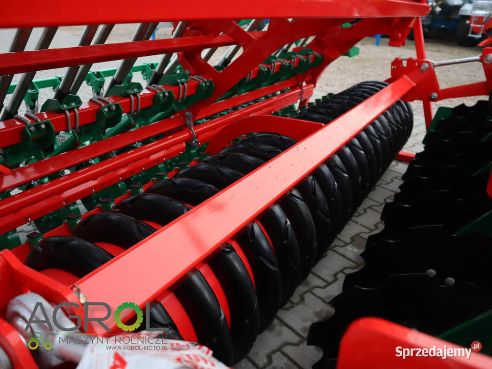 Siewnik zestaw nabudowany SN301 Agro masz brona Siewniki i sadzarki Wróblewo