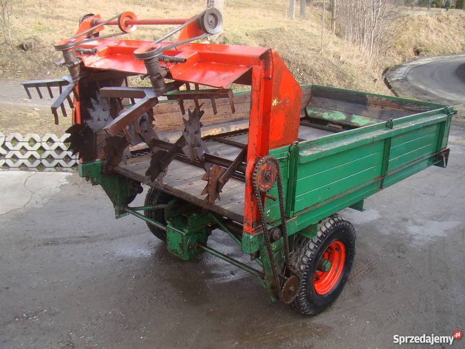 Rozrzutnik Obornika 15tony stan DB nieuszkodzony Konina