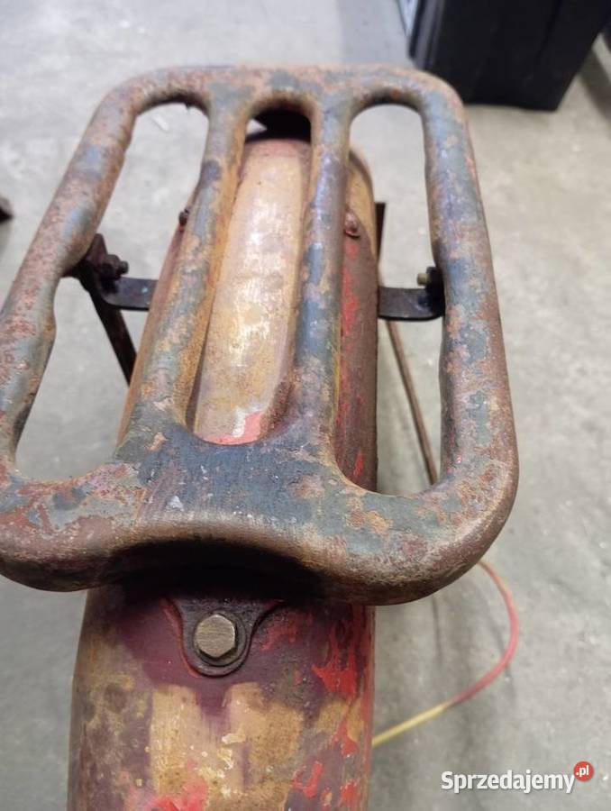 ŻAK sztywniak bagażnik błotnik lampka mały Grzegorzew