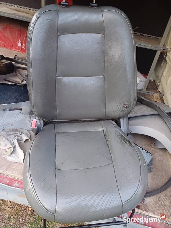 Hyundai Santa fe fotel kierowcy Rok produkcji 2004 Nowy Tomyśl