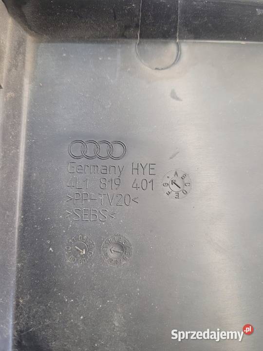 PODSZYBIE PLASTIKOWE AUDI Q7 4L 4L1819401 śląskie