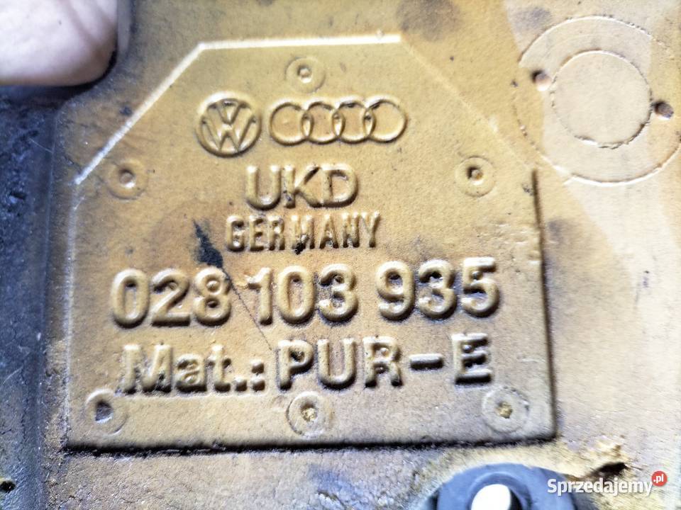 AUDI 80 B4 80B4 19TDI OSŁONA SILNIKA UCHWYT Kamień-Kolonia