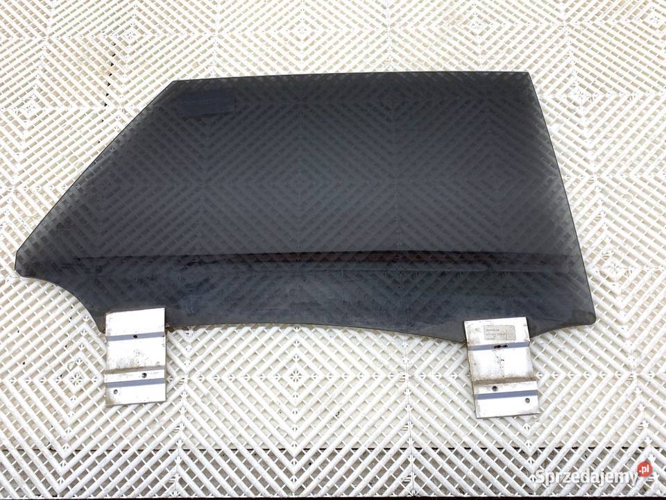 SZYBA PRAWY TYŁ PODWÓJNA AUDI Q8 SUV 4M8845026B osobowe Boczne (drzwi)