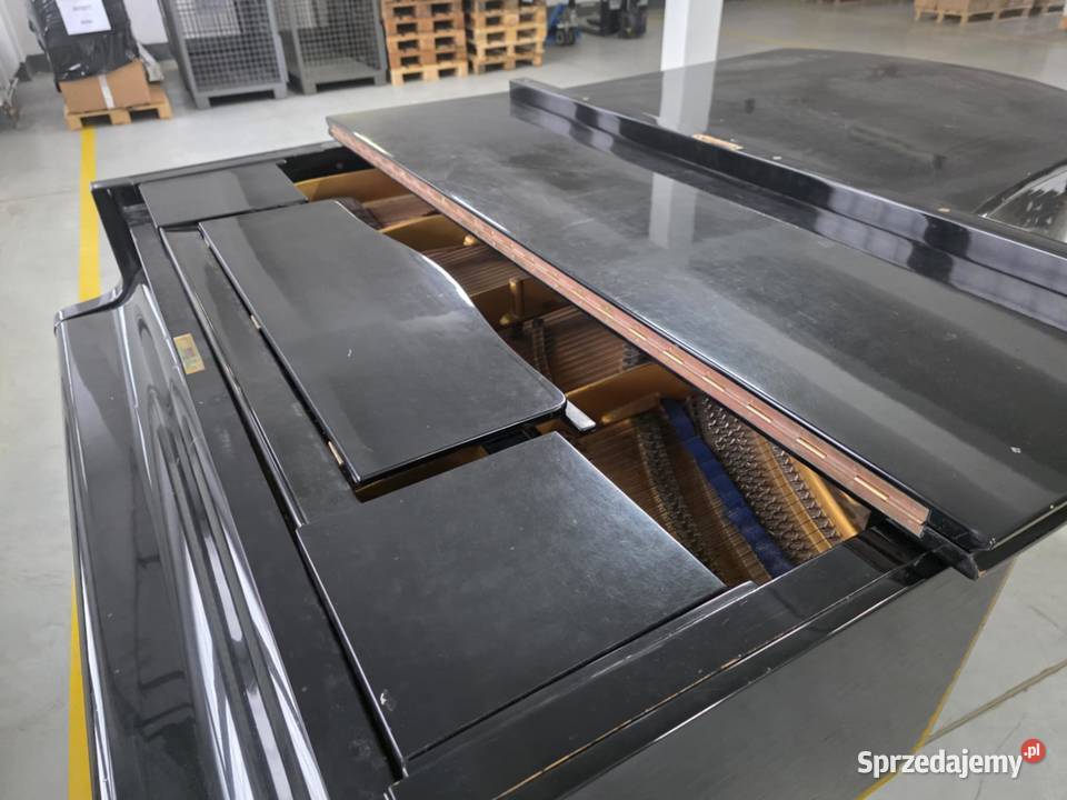 Fortepian Orkiestry Wojska Polskiego czarny Skierniewice