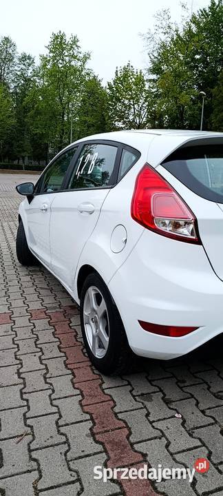 Ford Fiesta 125 2015 sprowadzony Nowy Sącz