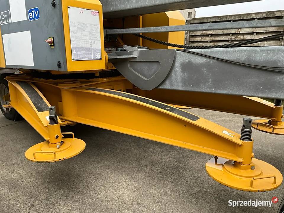 Żuraw szybkomontujący hydrauliczny FMgru 724 RBI nie Ligota Piękna