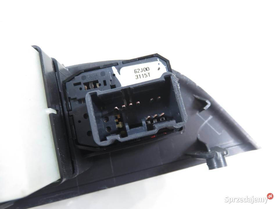 PANEL SZYB SUZUKI SWIFT III 62J003115T