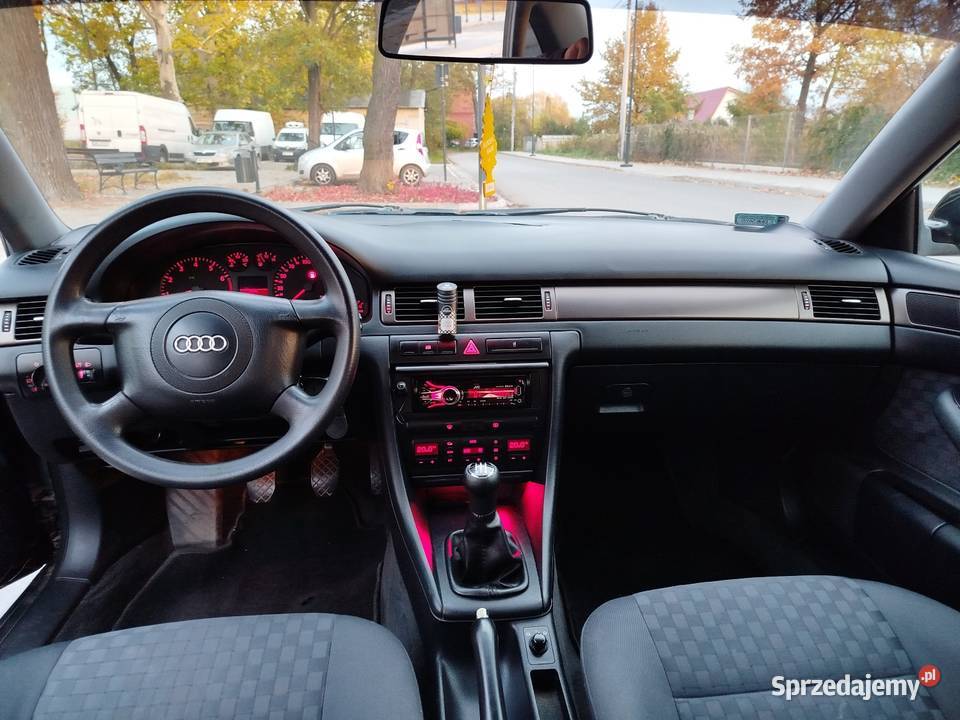Audi A6 C5 24 benzyna 1998 ładna i zadbana przyciemniane szyby A6 Wrocław sprzedam
