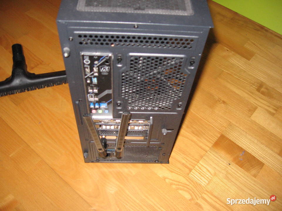 Kom gamingowy AMD Ryzen 7700 8 rdzeni 535 ghz Brzezinka Średzka