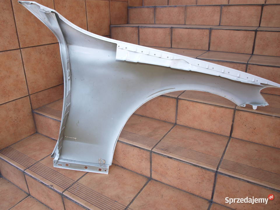 Mercedes C klasa A205 W205 błotnik lewy przód osobowe