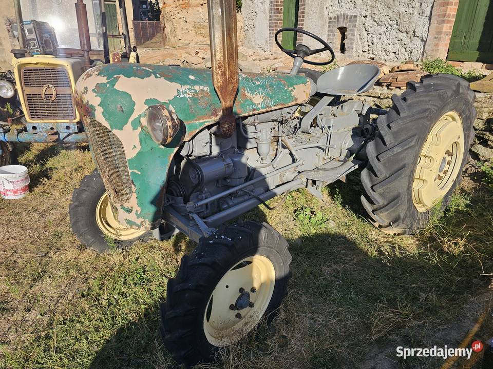 Ursus c 328