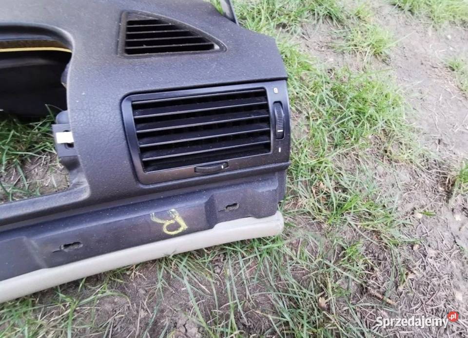 Kratka nawiewu kokpitu prawa BMW E38 osobowe Żory sprzedam