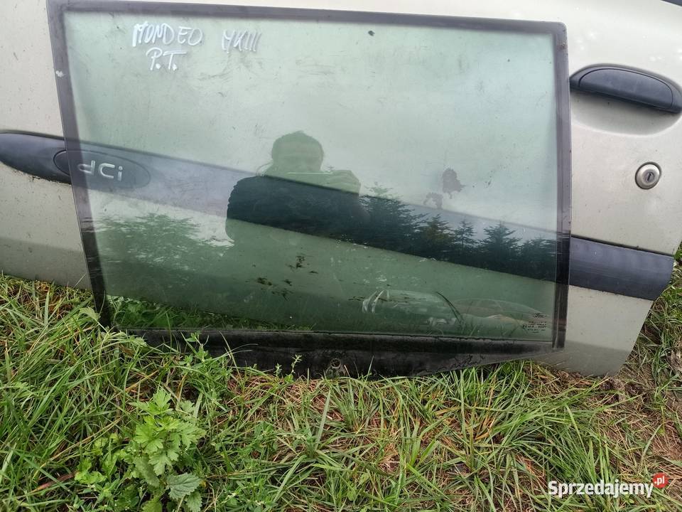Szyba prawy tył ford mondeo MK3 kombi 0006r osobowe