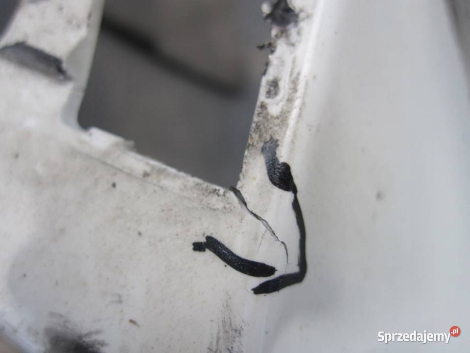 MERCEDES E IV W212 12r zderzak tył osobowe świętokrzyskie sprzedam