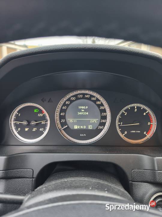 Sprzedam zamienię na dostawczyMercedes w204 2100cm3 łódzkie Piotrków Trybunalski