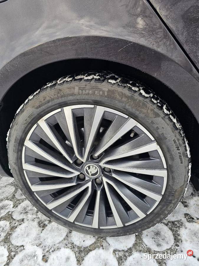 SKODA SUPERB 2 FL 20 170 CFGB BUSINESS DSG 6 2 isofix Lubin