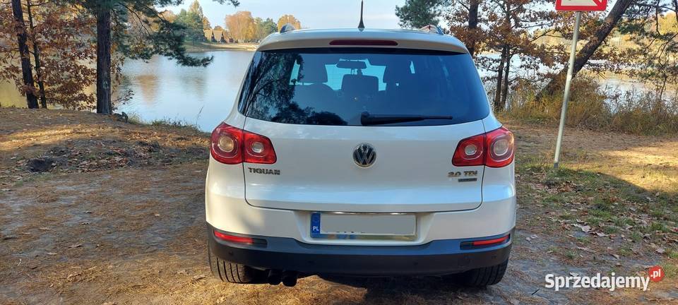 VW Tiguan I 20 iguan 2010r Biały Czarne Wnętrze Motoryzacja świętokrzyskie Skarżysko-Kamienna sprzedam