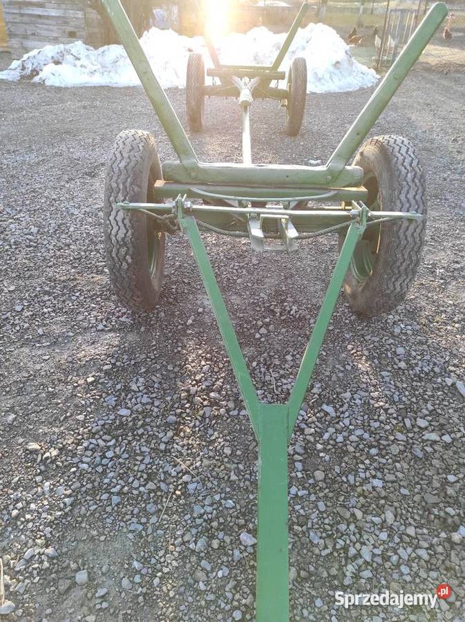 Wóz ciagnikowy Wielkie Oczy