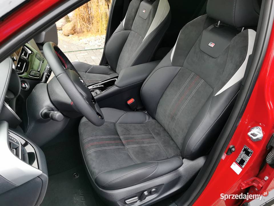 Toyota CHR 20 GR SPORT Hybrid 184 dodatkowo koła hybryda Świdnik