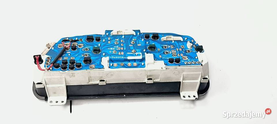 LICZNIK ZEGAR TOYOTA CARINA 8320020360 osobowe Lipno