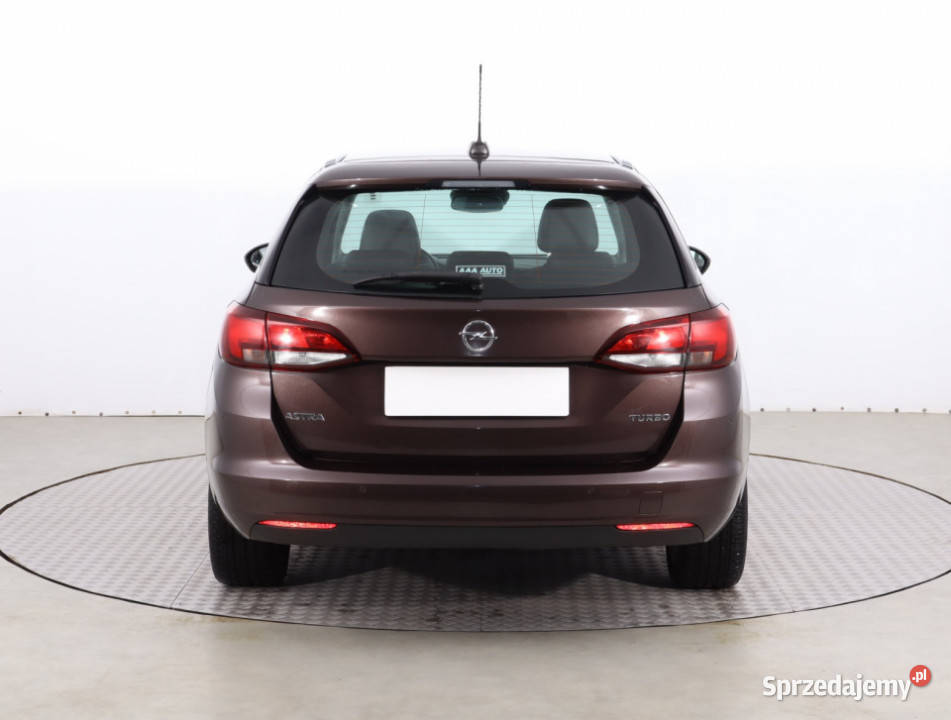 Opel Astra 14 T Piaseczno