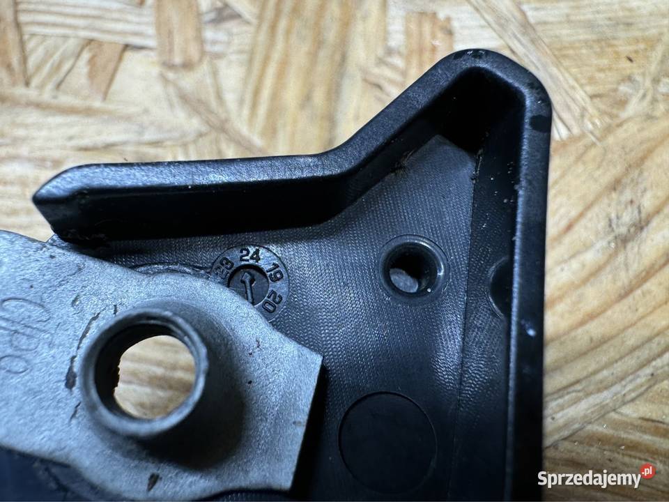 Ślizg mocowanie uchwyt zderzaka przód lewy lh Sieraków