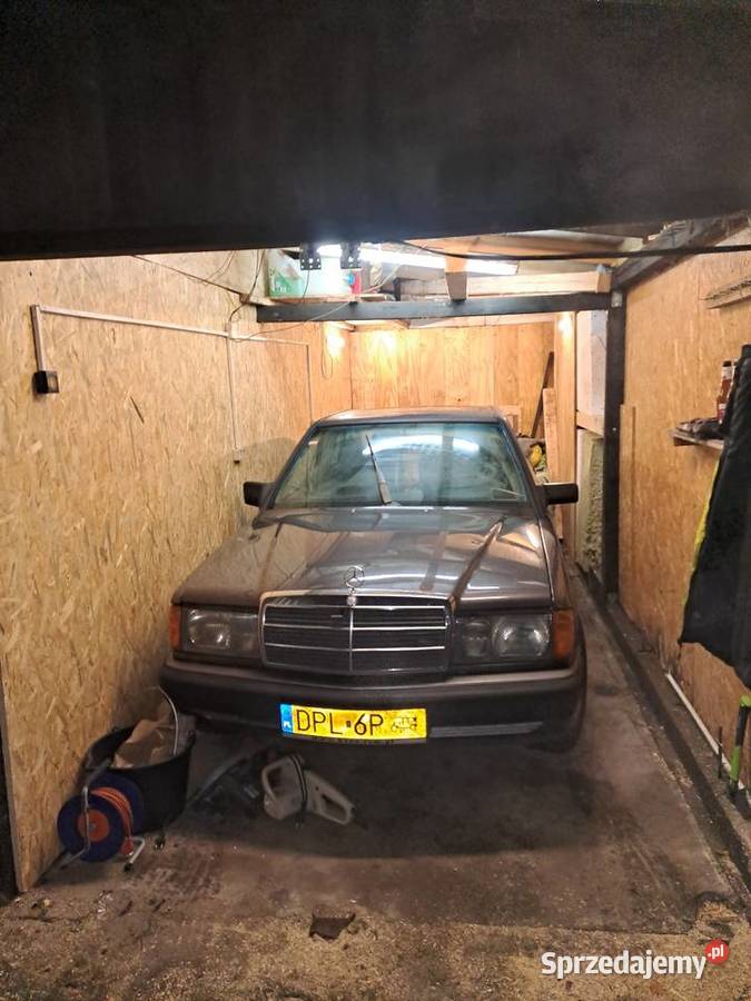 Mercedes W201 190 E nieuszkodzony Lubin