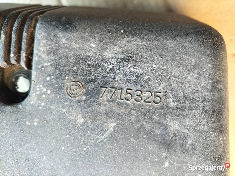 FIAT PUNTO MK1 7715325 OBUDOWA FILTRA POWIETRZA osobowe