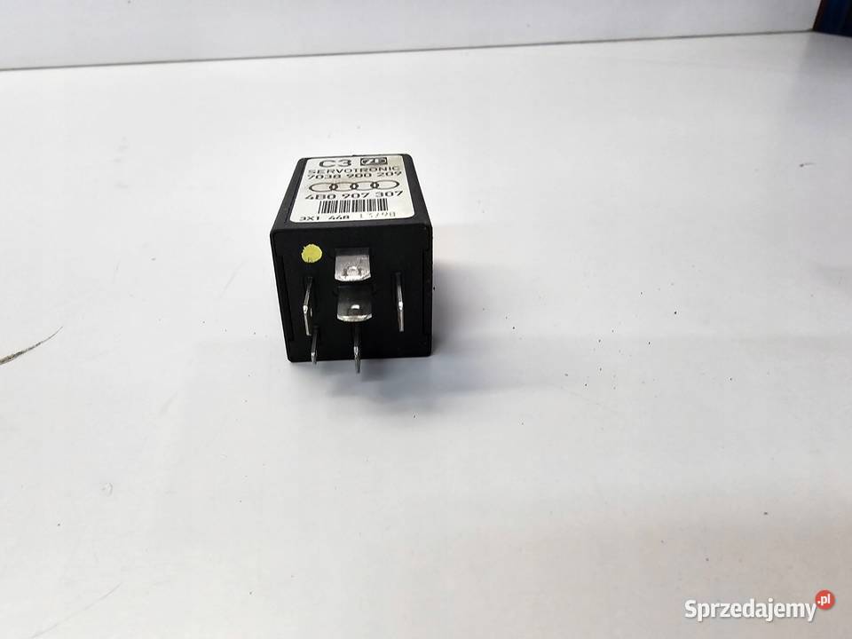 PRZEKAŹNIK SERWOTRONIC AUDI VW SEAT 4B0907307 Przystajń