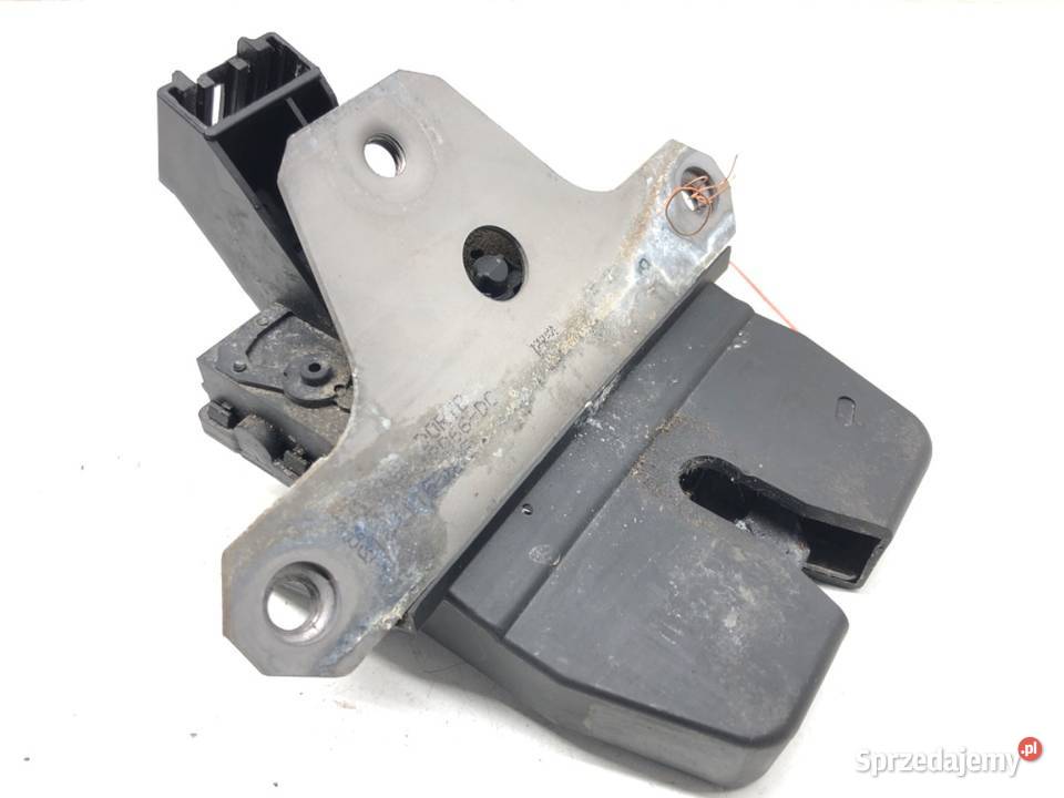 ZAMEK KLAPY TYLNEJ FORD FOCUS III Hatchback