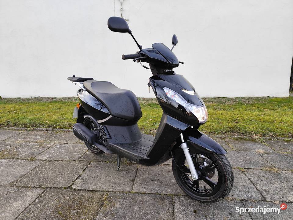 2023R Skuter Peugeot Kisbee 50 4T 100Sprawny Rok produkcji 2023 Pilzno