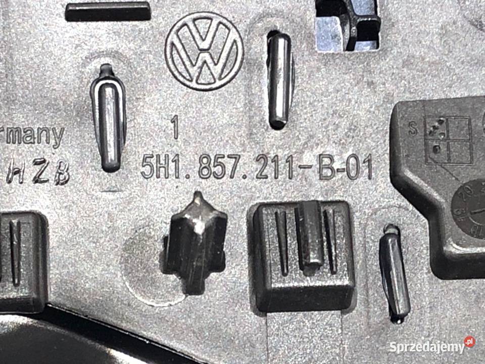 RAMKA DEKOR LICZNIKA VW GOLF VIII 5H1857211B sprzedam