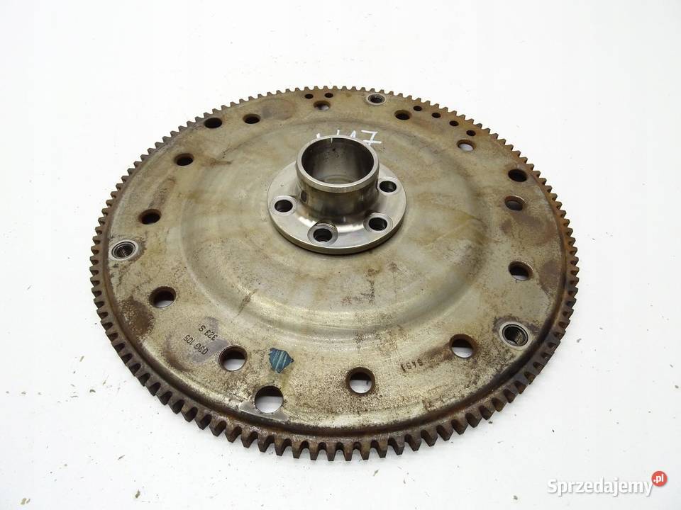 KOŁO ZAMACHOWE WIENIEC 03G105323S AUDI A4 B8 A5 osobowe sprzedam