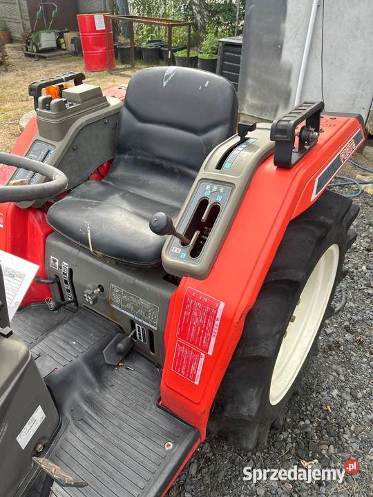 Yanmar F 7 częsci most silnik skrzynia blachy Włoszakowice