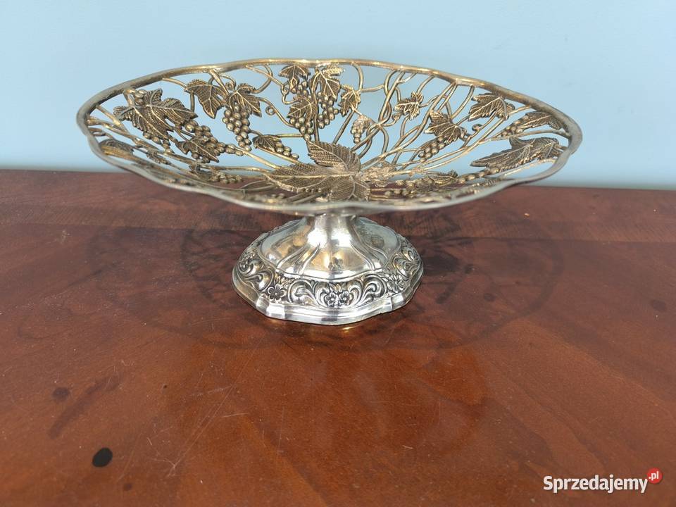 Piękna ażurowa patera owocarka