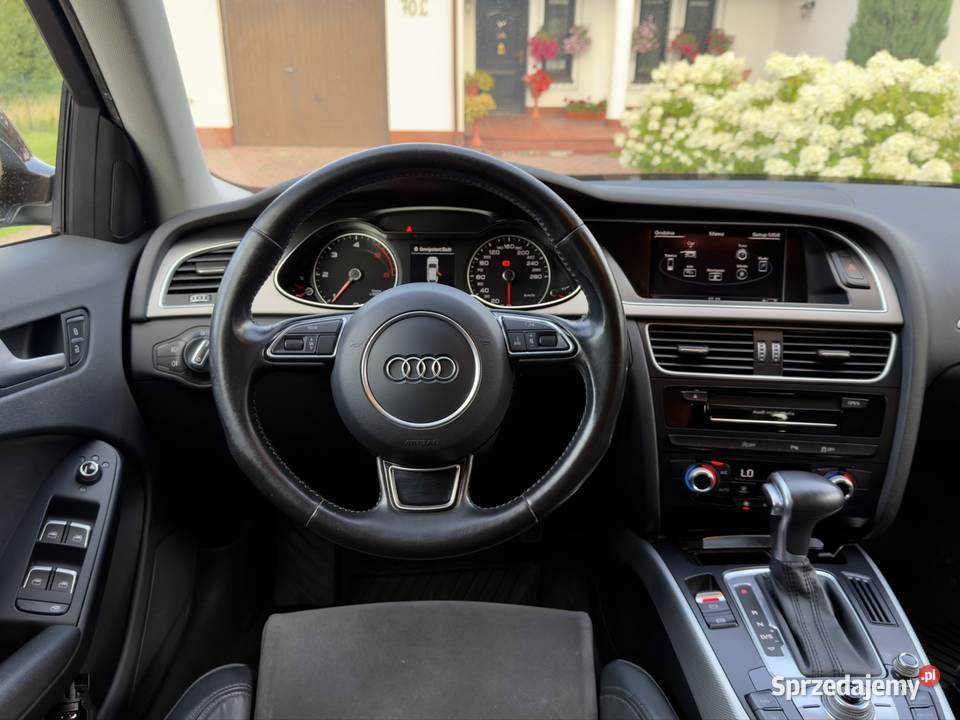 Salon Polska Oryginalny Lakier CarPlay Ksenon gniazdo AUX Kraków