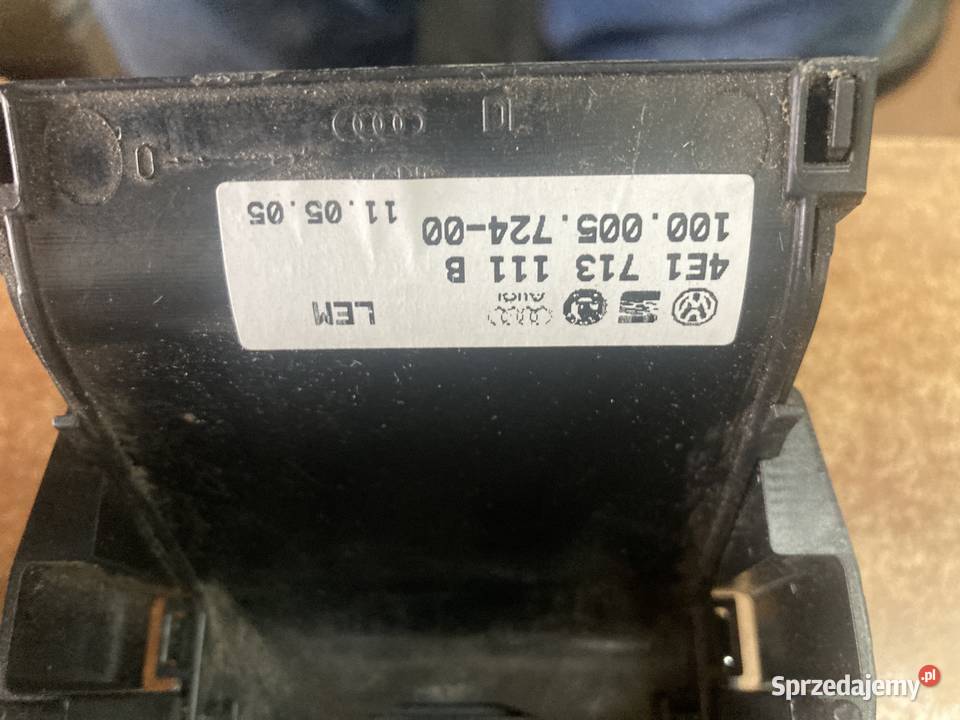 NAKŁADKA ZMIANY BIEGÓW AUDI A8 4E1713111b osobowe Rakoniewice sprzedam